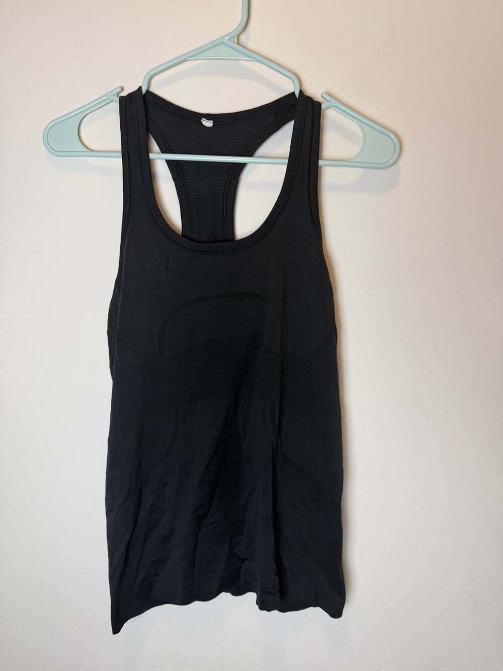 Lululemon Swiftly Tech Racerback Tank Size 6 Black